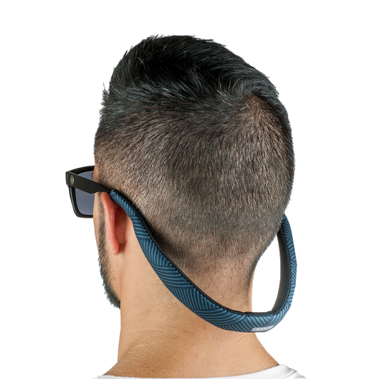 FLOATING EYEWEAR RETAINER